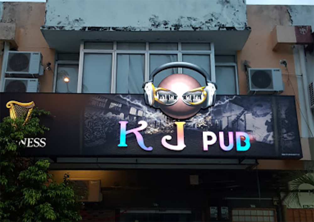 KJ PUB